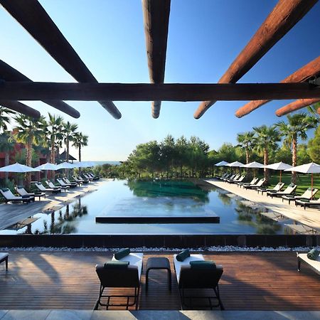 Asia Gardens Hotel & Thai Spa, A Royal Hideaway Hotel Finestrat Dış mekan fotoğraf The pool at the Mandarin Oriental, Bodrum